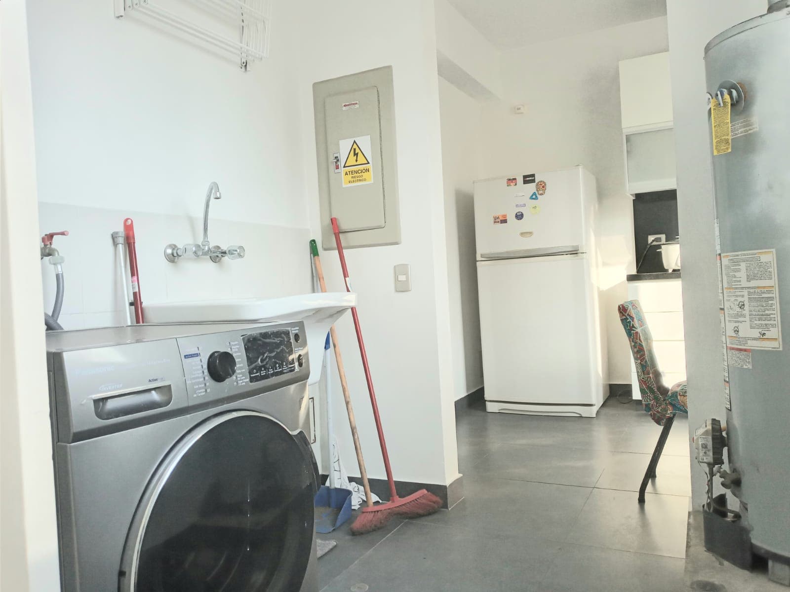 SE vende comodo y espacioso departamento en la centrica av salaverry san isidro — foto 12
