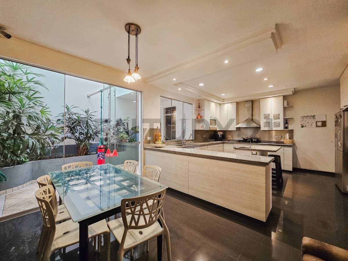 Venta de Casa en Santiago de Surco, Lima, Lima — foto 4