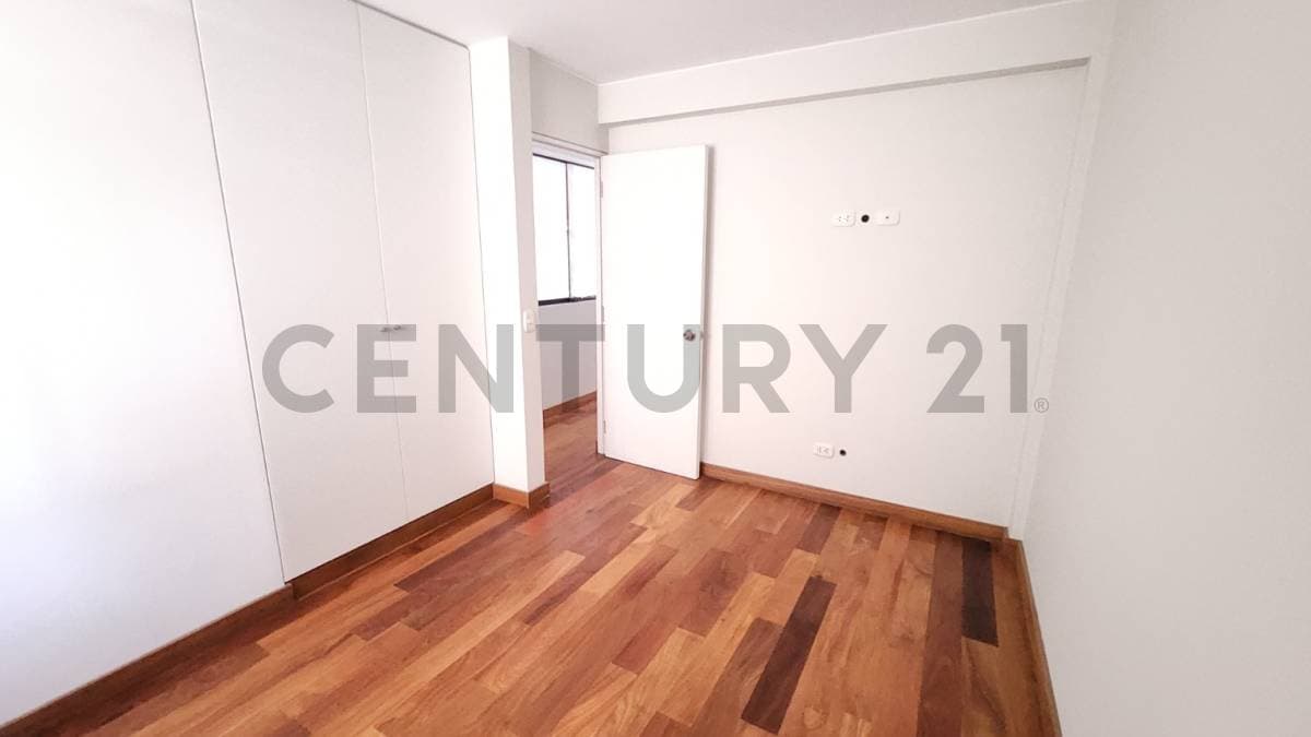 DEPARTAMENTO EN VENTA EN SANTIAGO DE SURCO — foto 5