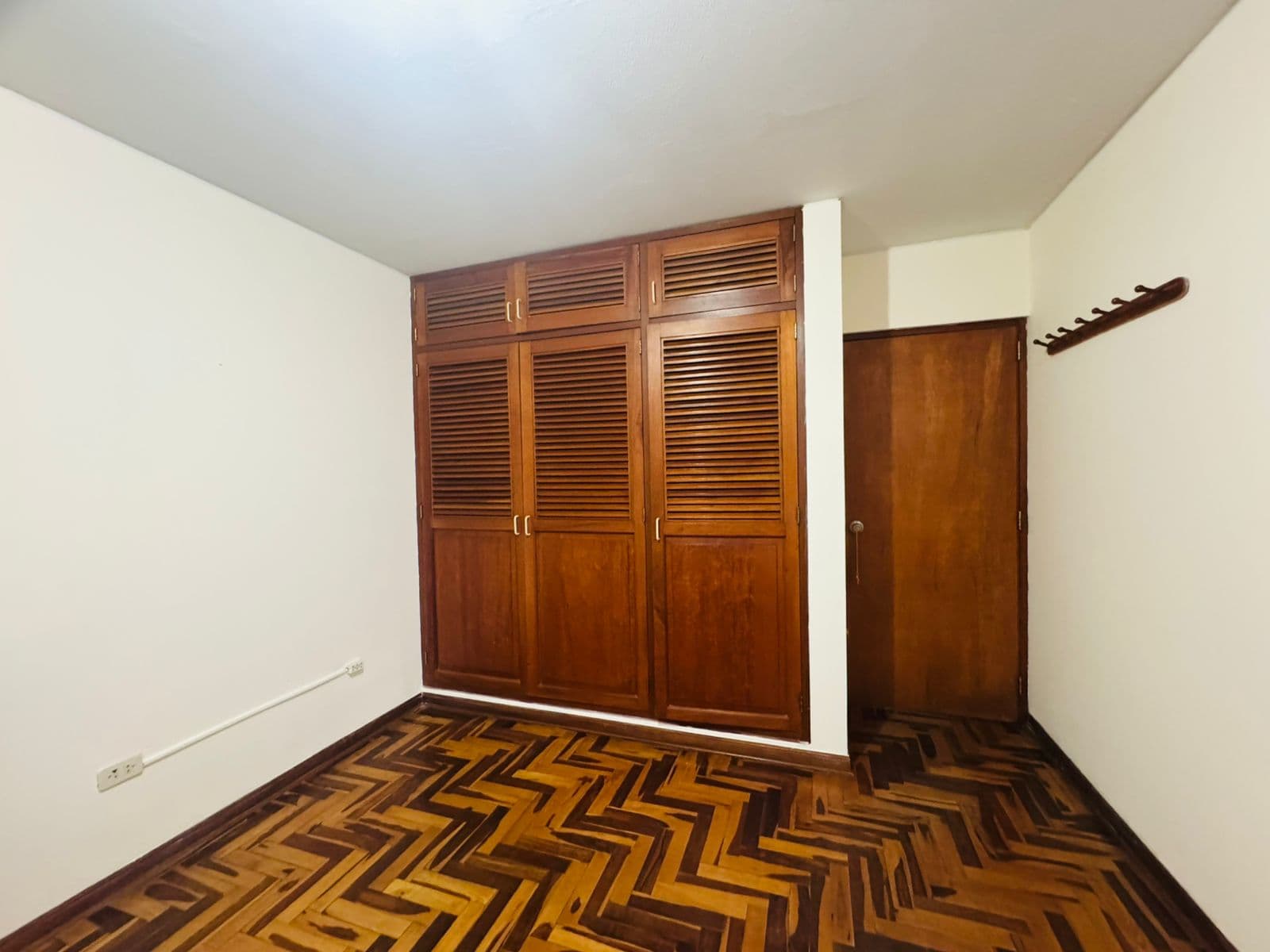 VENDO AMPLIO Y LUMINOSO DEPARTAMENTO EN SAN ISIDRO – 198 m² — foto 16