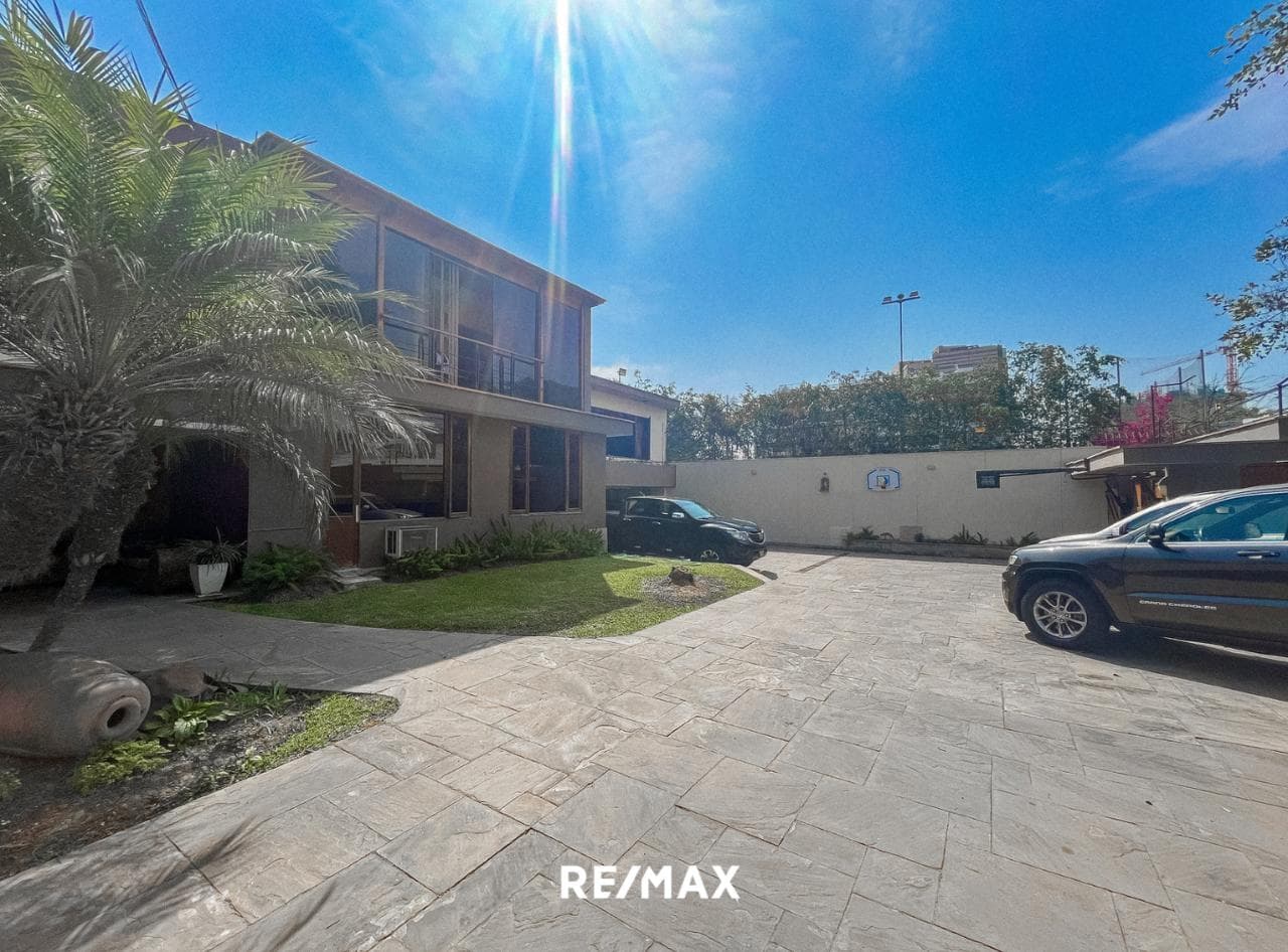 SE VENDE CASA COMO TERRENO EN SURCO — foto 6