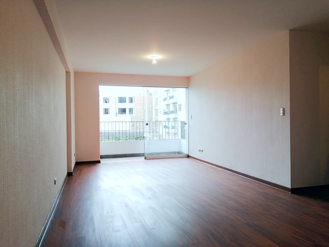 Impecable departamento en ESTRENO, SURQUILLO limite con San Isidro — foto 1