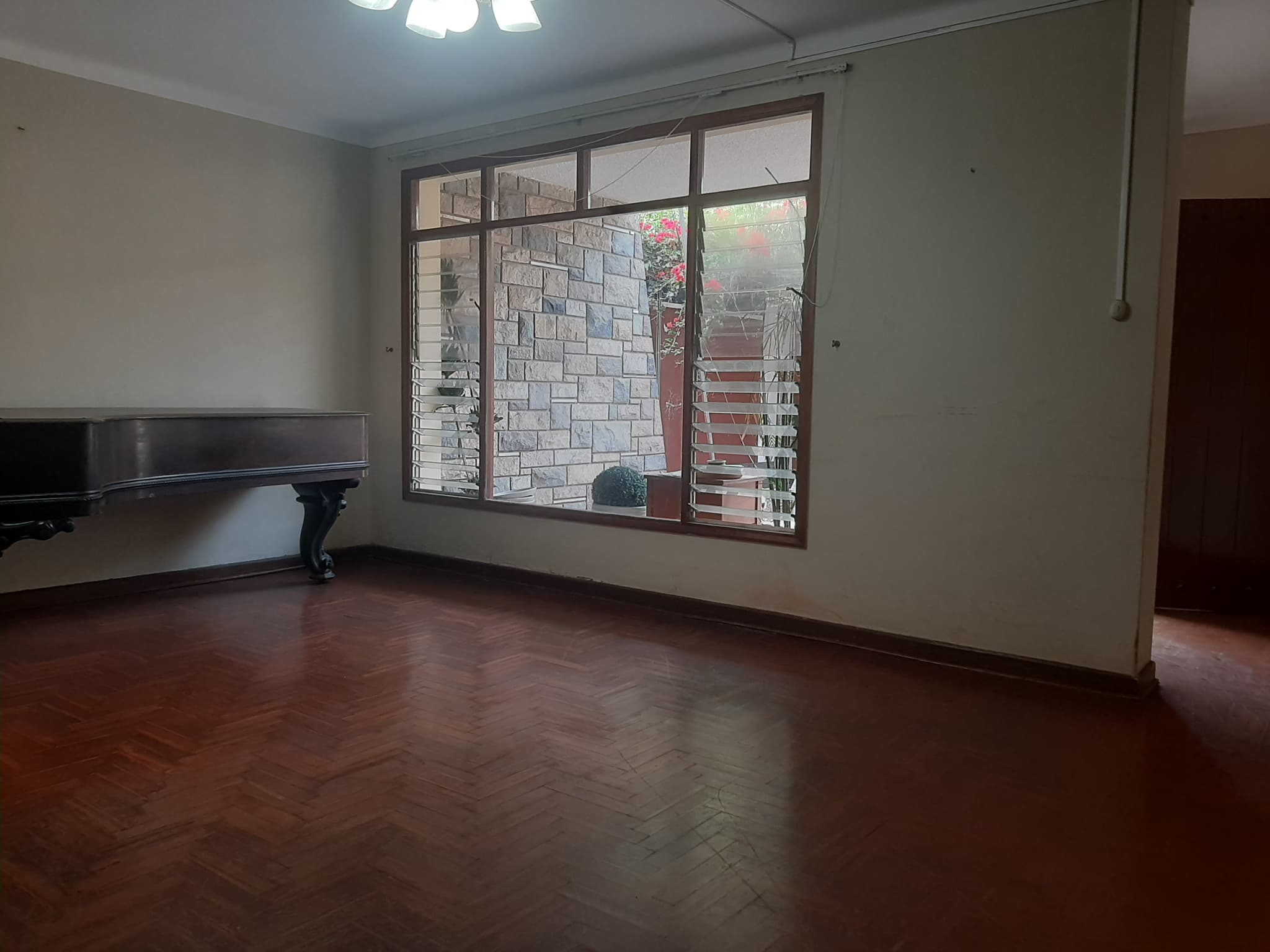 Jpc VENTA CASA 528 M2  SAN ISIDRO- ORRANTIA  9.5.4.7.7.5.5.7.2 — foto 3