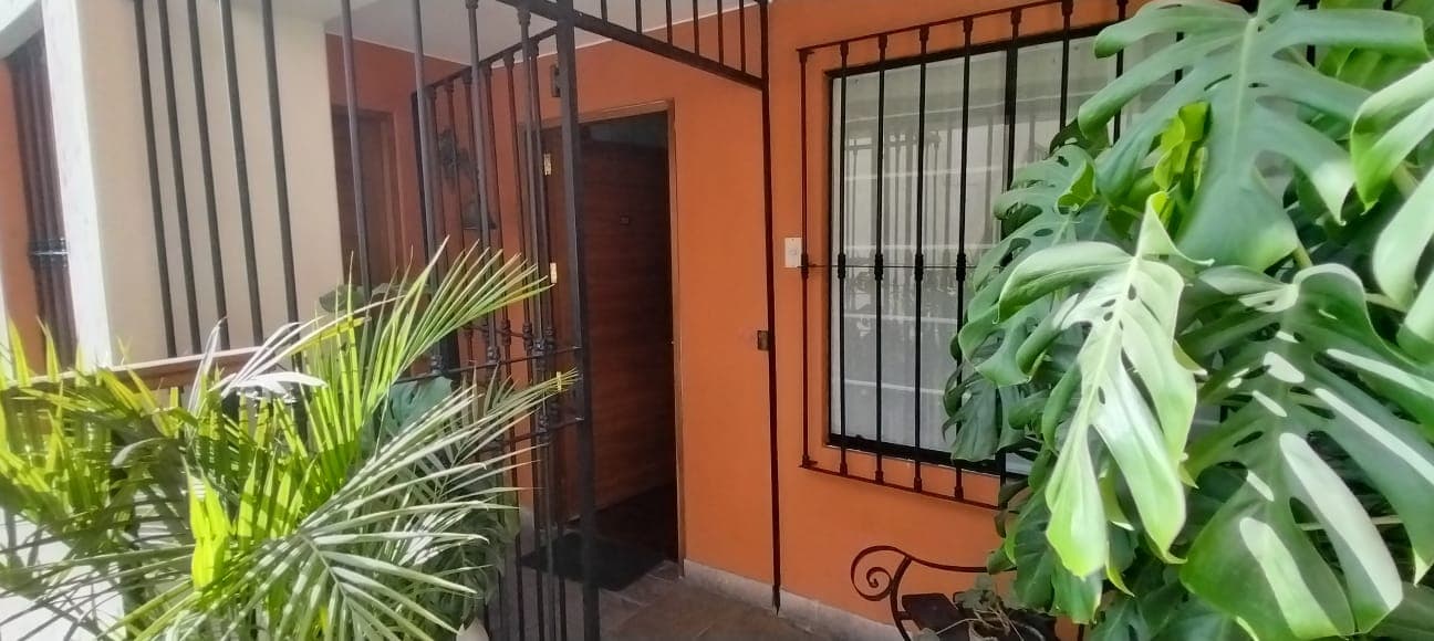 Departamento ocasion cerca Simon Salguero  altura 21 de BenavidesSurco