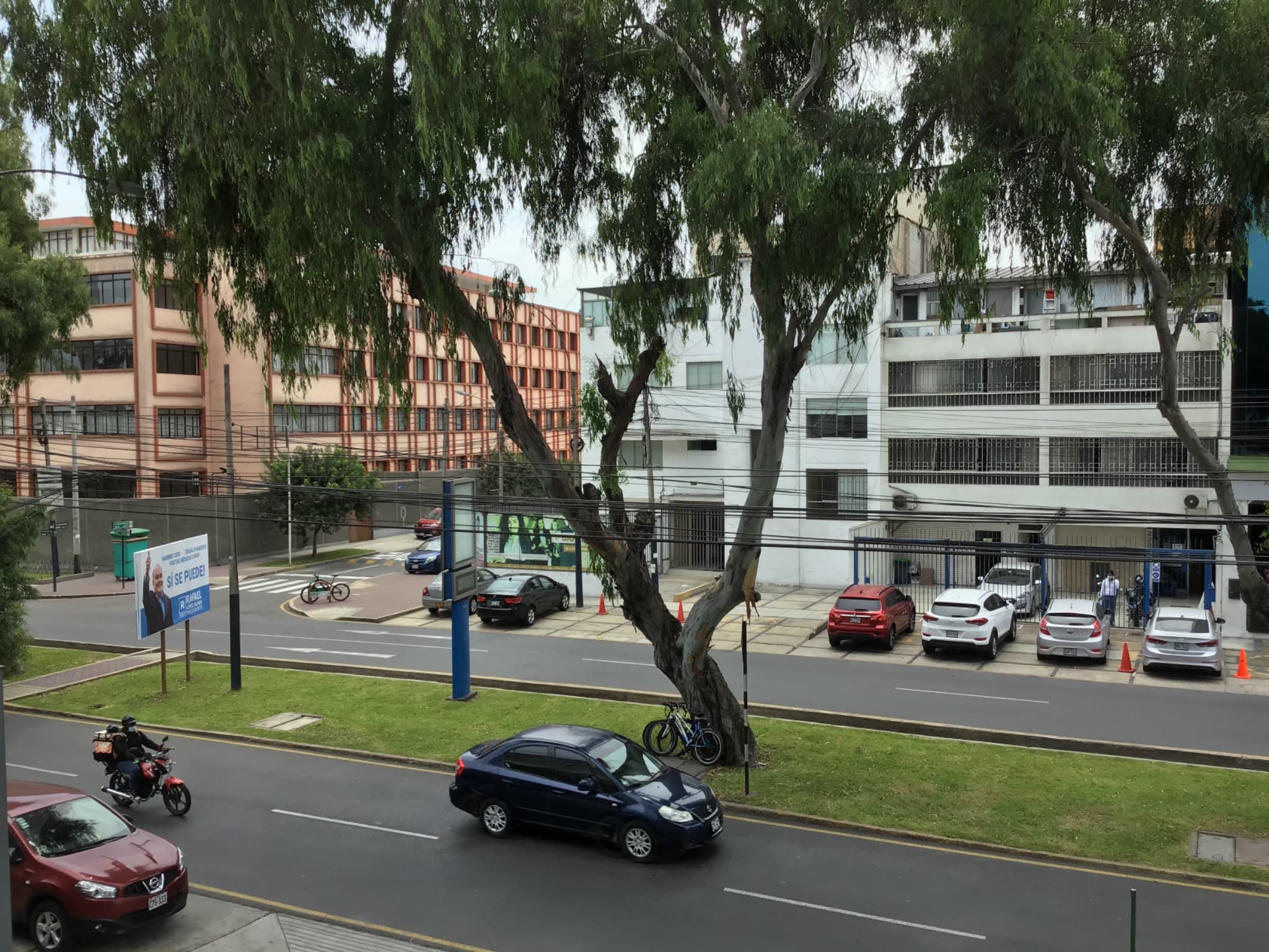 TU OFICINA A UN PASO DE SAN ISIDRO Y MIRAFLORES PRECIO SÚPER REBAJADO