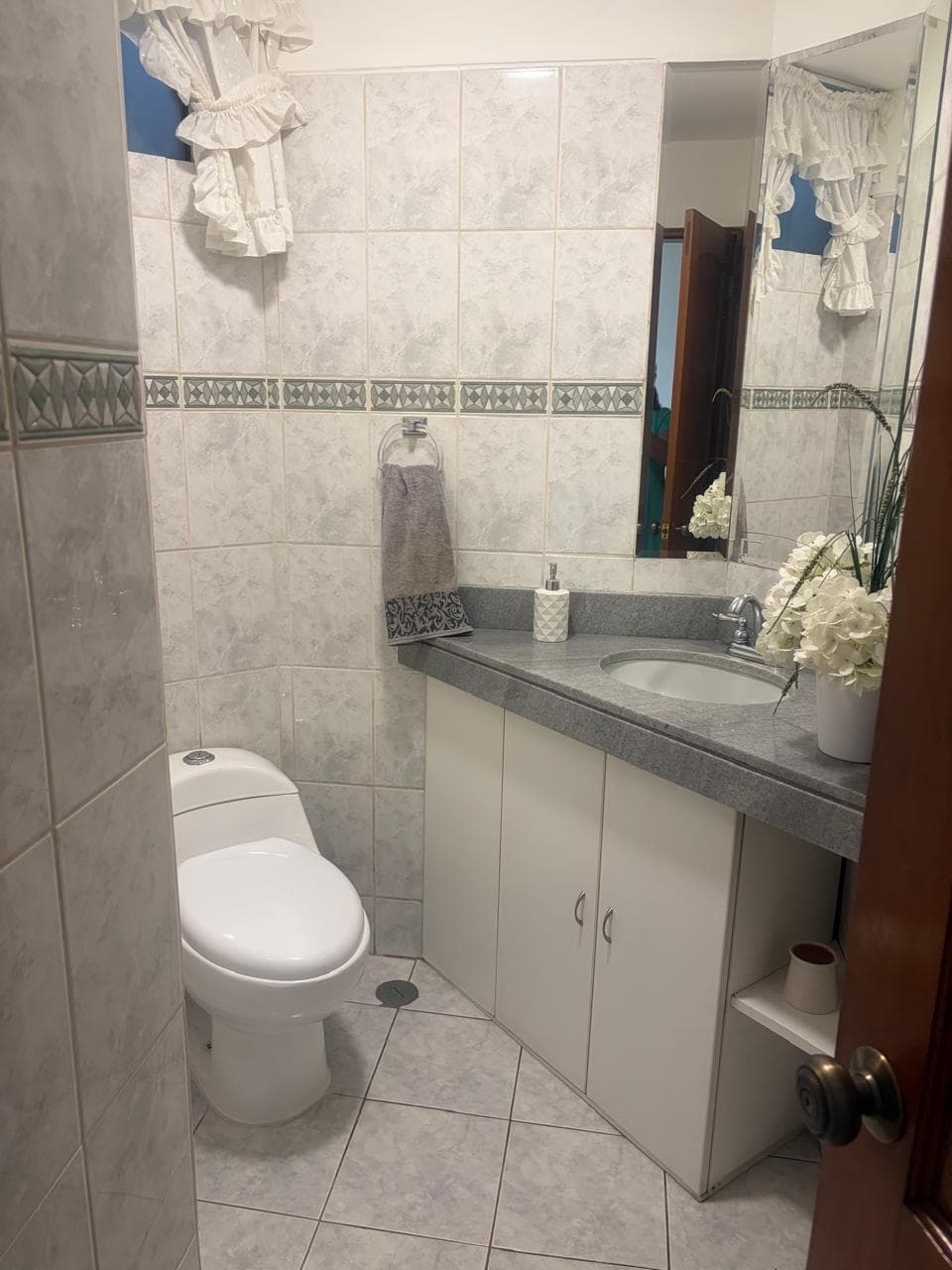 Departamento En Venta En Valle Hermoso Surco En 2do Piso — foto 8
