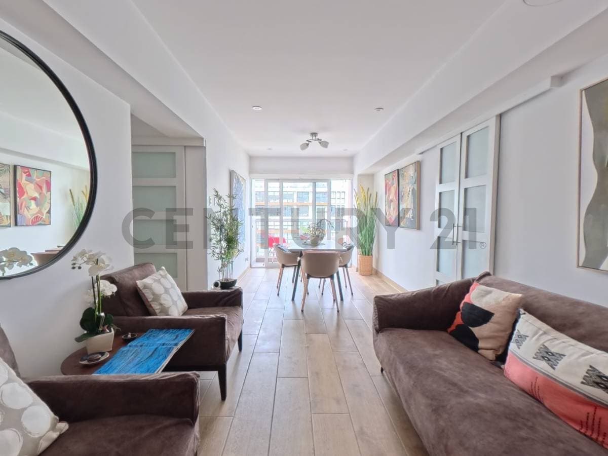 Se vende elegante departamento en Av. Javier Prado Oeste – San Isidro
