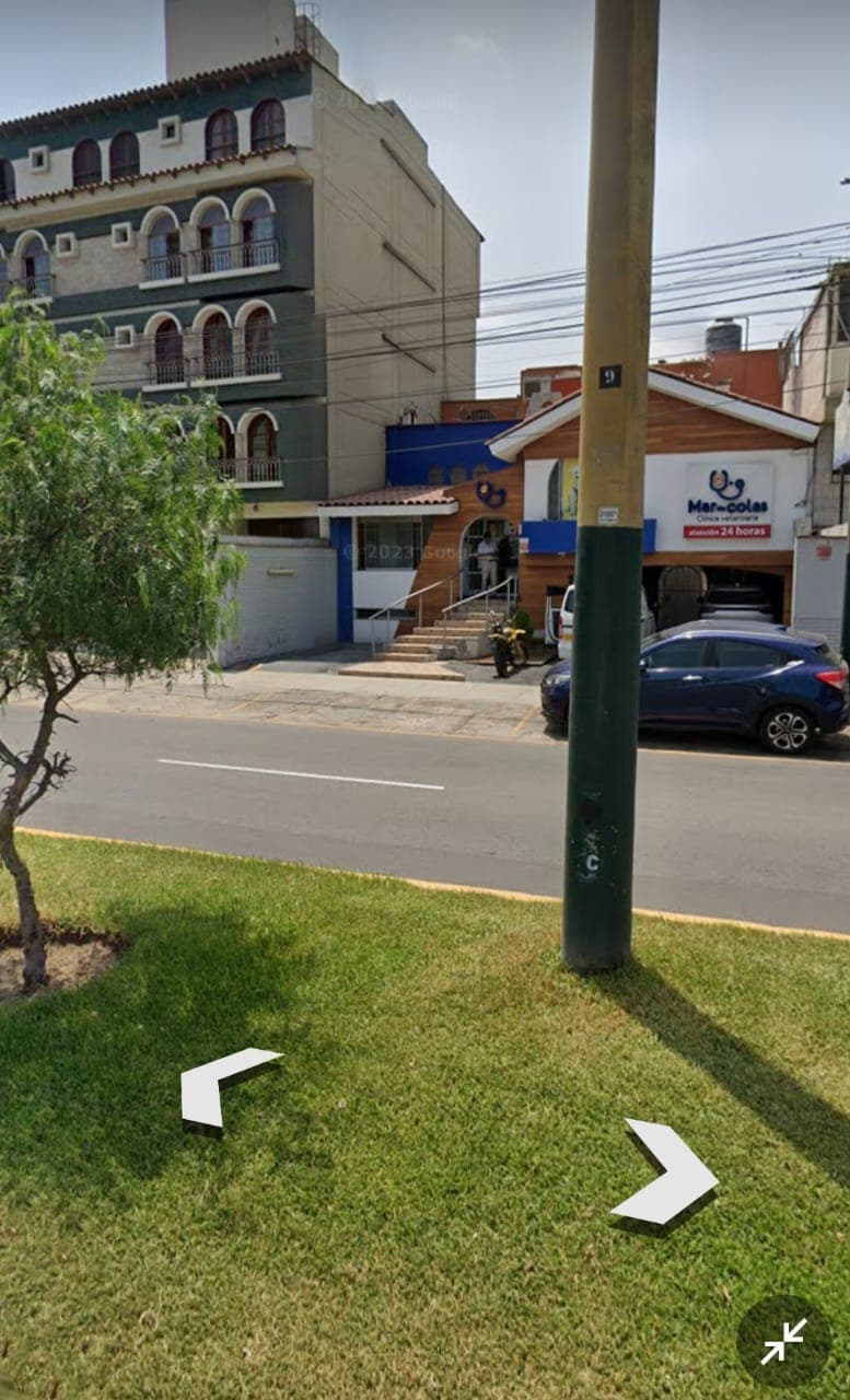 Venta de Casa Como Terreno de 300m2 en Surco, Urb. Alborada — foto 6