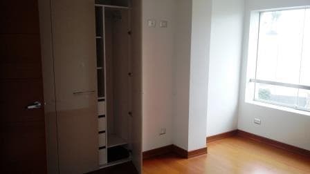 Vendo Duplex 261 m2 Estreno! Excelente Vista Panoramica Urb. Casuarinas Alta Surco — foto 8