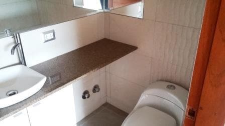 Vendo Duplex 261 m2 Estreno! Excelente Vista Panoramica Urb. Casuarinas Alta Surco — foto 11