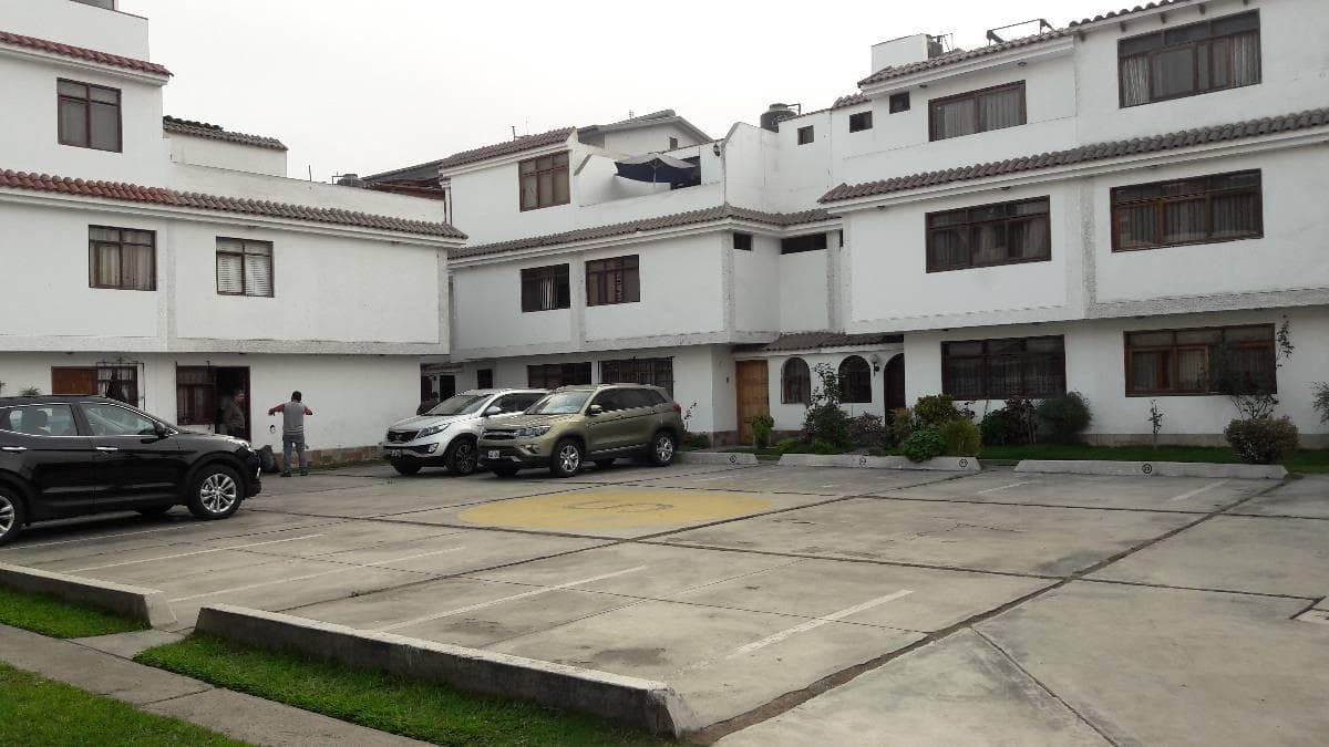 Remato Casita Us$255,000 Monterrico. Cerca de Upc, Esan, U. de Piura