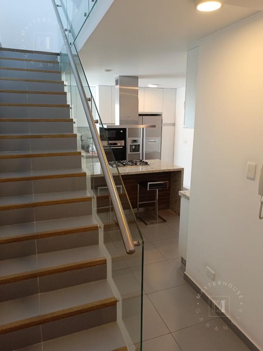 Departamento cerca a la clínica Ricardo Palma — foto 11