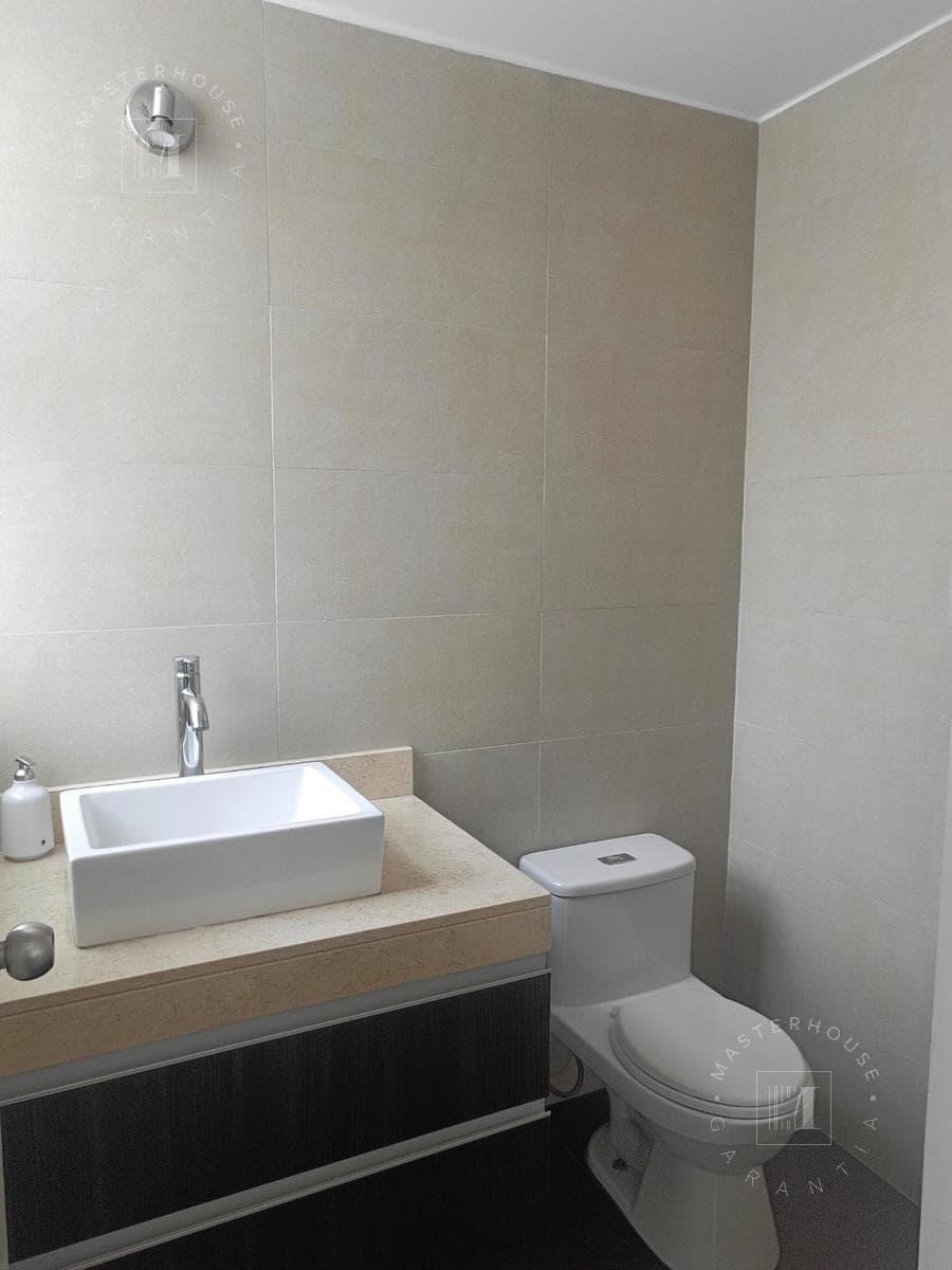 Departamento cerca a la clínica Ricardo Palma — foto 27