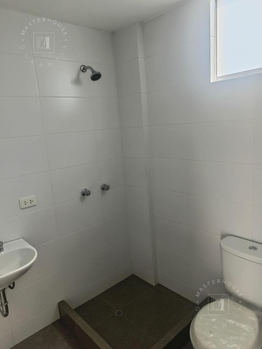 Departamento cerca a la clínica Ricardo Palma — foto 34