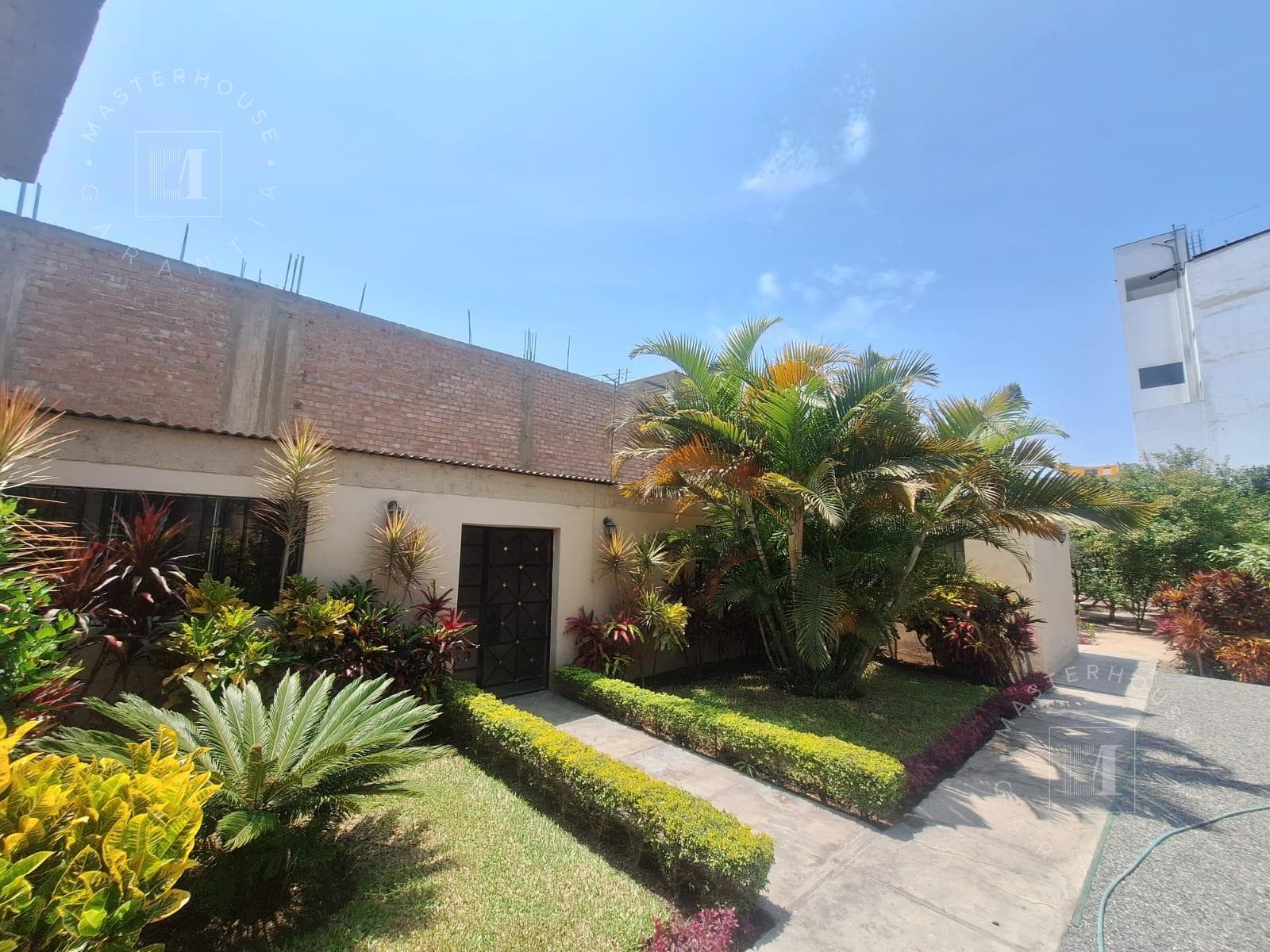Casa como terreno en Santiago de Surco — foto 3
