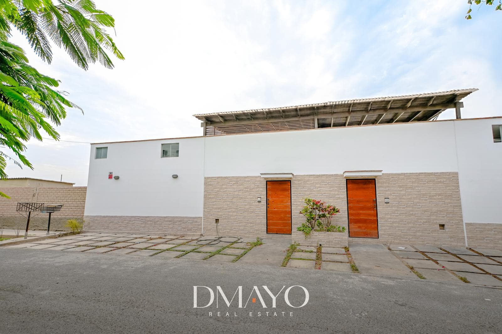 DEPARTAMENTO 152M2 3DORMS MAS COCHERA EN VENTA LA MOLINA — foto 1