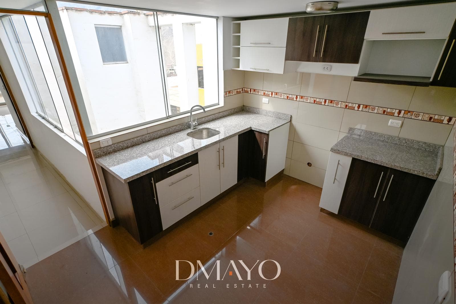 DEPARTAMENTO 152M2 3DORMS MAS COCHERA EN VENTA LA MOLINA — foto 4