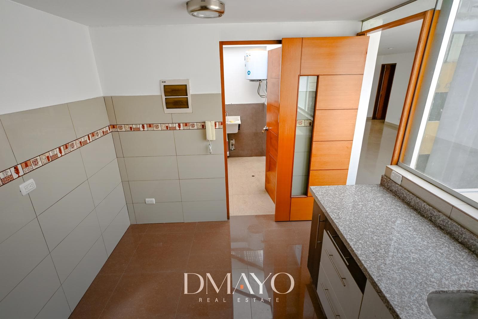 DEPARTAMENTO 152M2 3DORMS MAS COCHERA EN VENTA LA MOLINA — foto 5