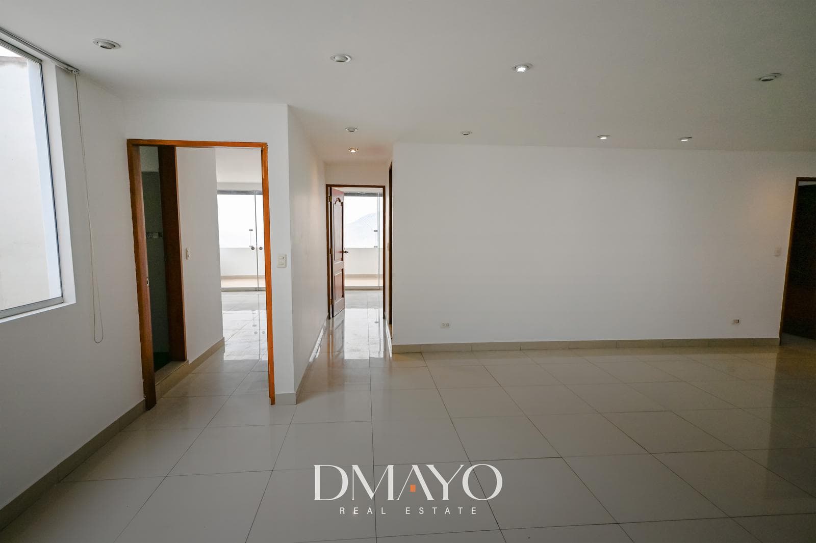 DEPARTAMENTO 152M2 3DORMS MAS COCHERA EN VENTA LA MOLINA — foto 11