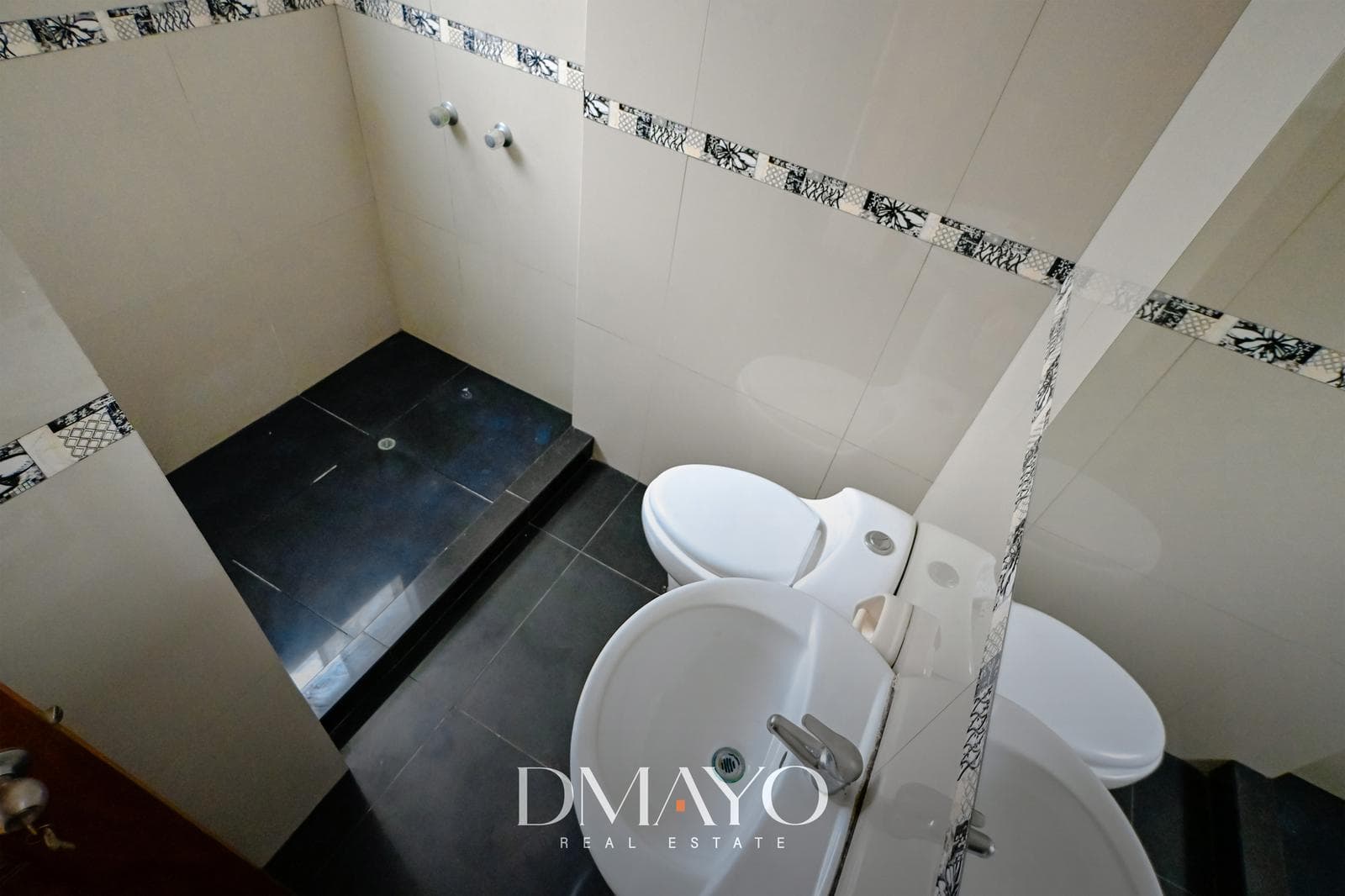 DEPARTAMENTO 152M2 3DORMS MAS COCHERA EN VENTA LA MOLINA — foto 12