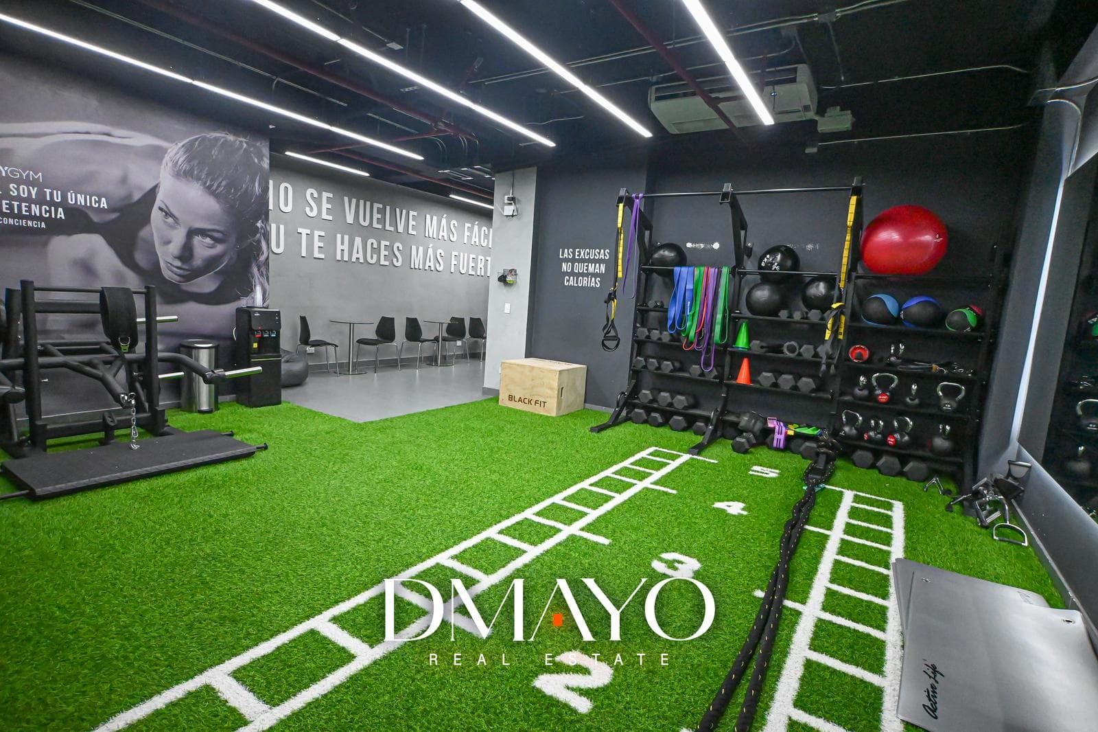 VENTA DE LOCAL COMERCIAL DE 370M2 DE ESTRENO EN LINCE LIMITE CON SAN ISIDRO con Flujo Mensual — foto 15