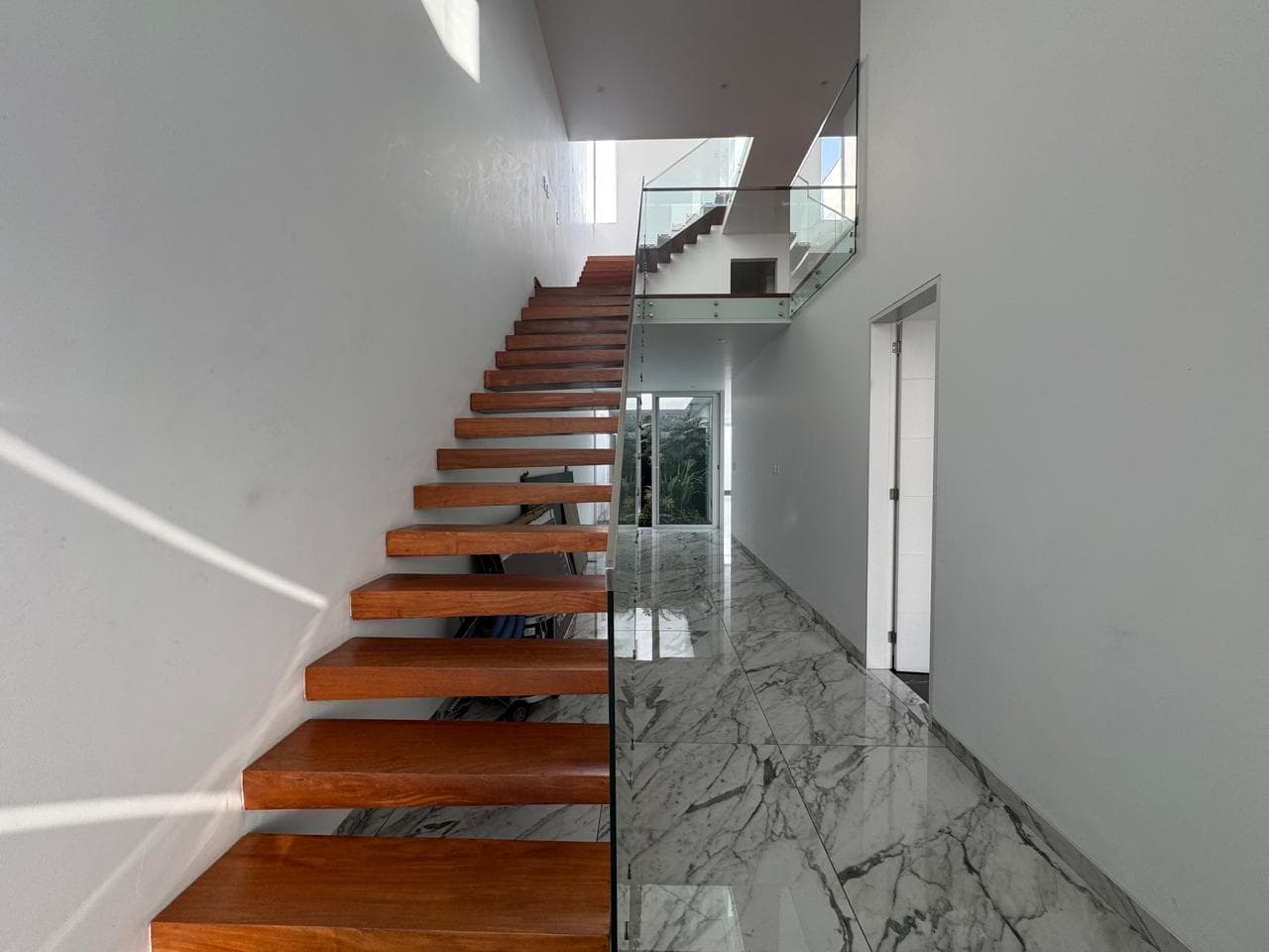 Venta CASA ESTRENO  307.57 EN EL SOL DE LA MOLINA II ETAPA. — foto 3