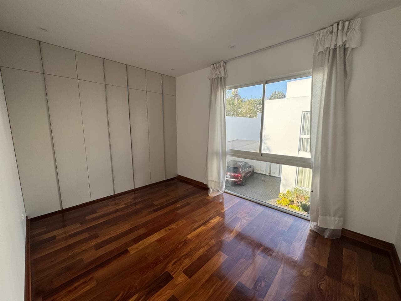 Venta CASA ESTRENO  307.57 EN EL SOL DE LA MOLINA II ETAPA. — foto 6