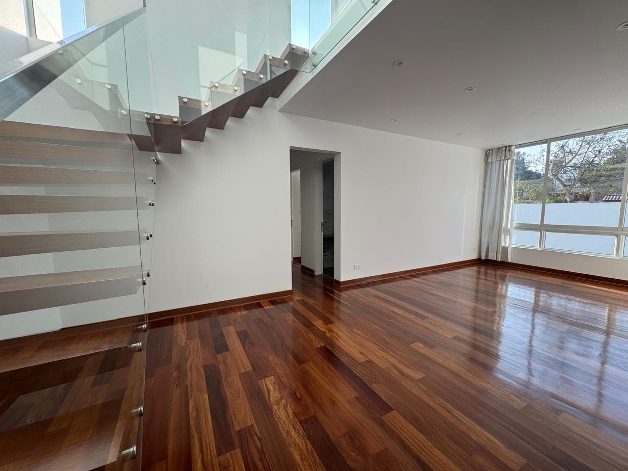 Venta CASA ESTRENO  307.57 EN EL SOL DE LA MOLINA II ETAPA. — foto 11