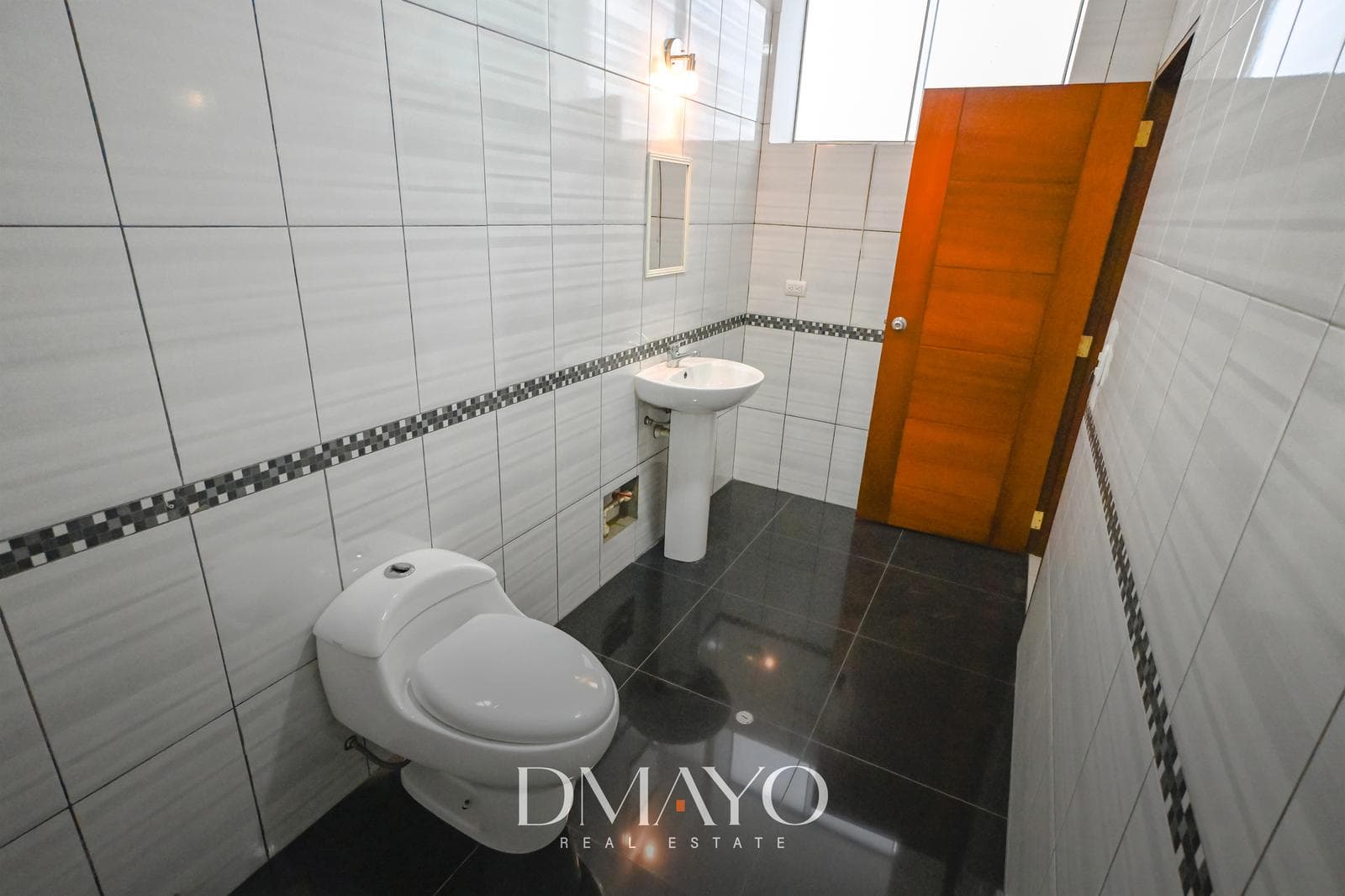DEPARTAMENTO PRIMER Y SEGUNDO PISO EN VENTA LA MOLINA ALT CDRA 20 AV LOS FRESNOS — foto 3
