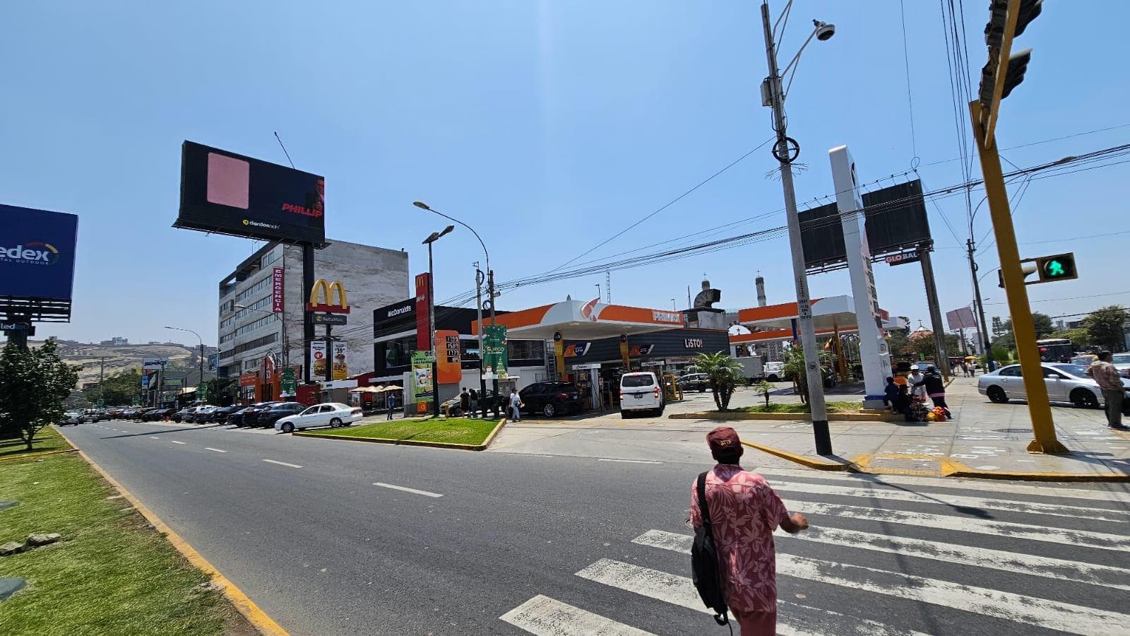 Centro comercial en Venta - Surco - 5 locales - Parque de la Amistad — foto 7