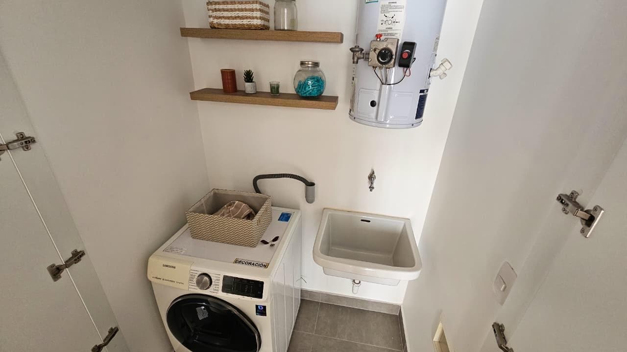 Departamento de 2 dormitorios Surquillo límite con San Isidro — foto 9