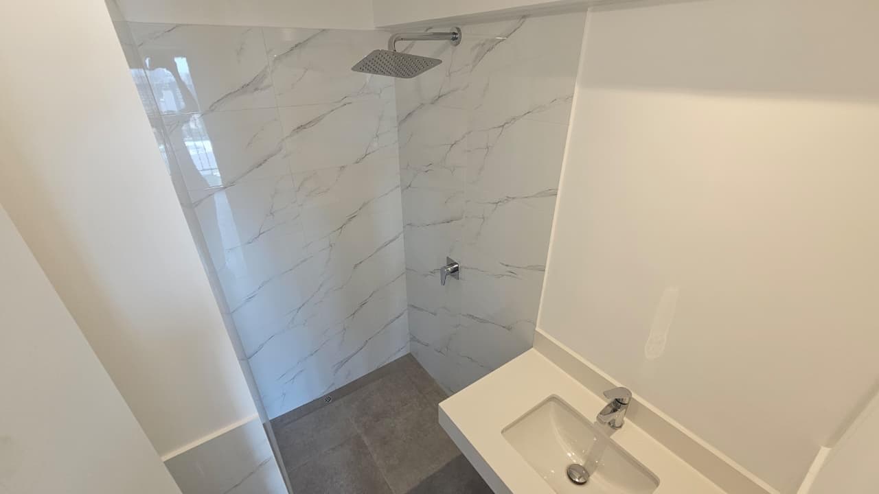 Departamento en venta de 2 dormitorios frente al Parque Castilla en Lince limite con San Isidro — foto 5