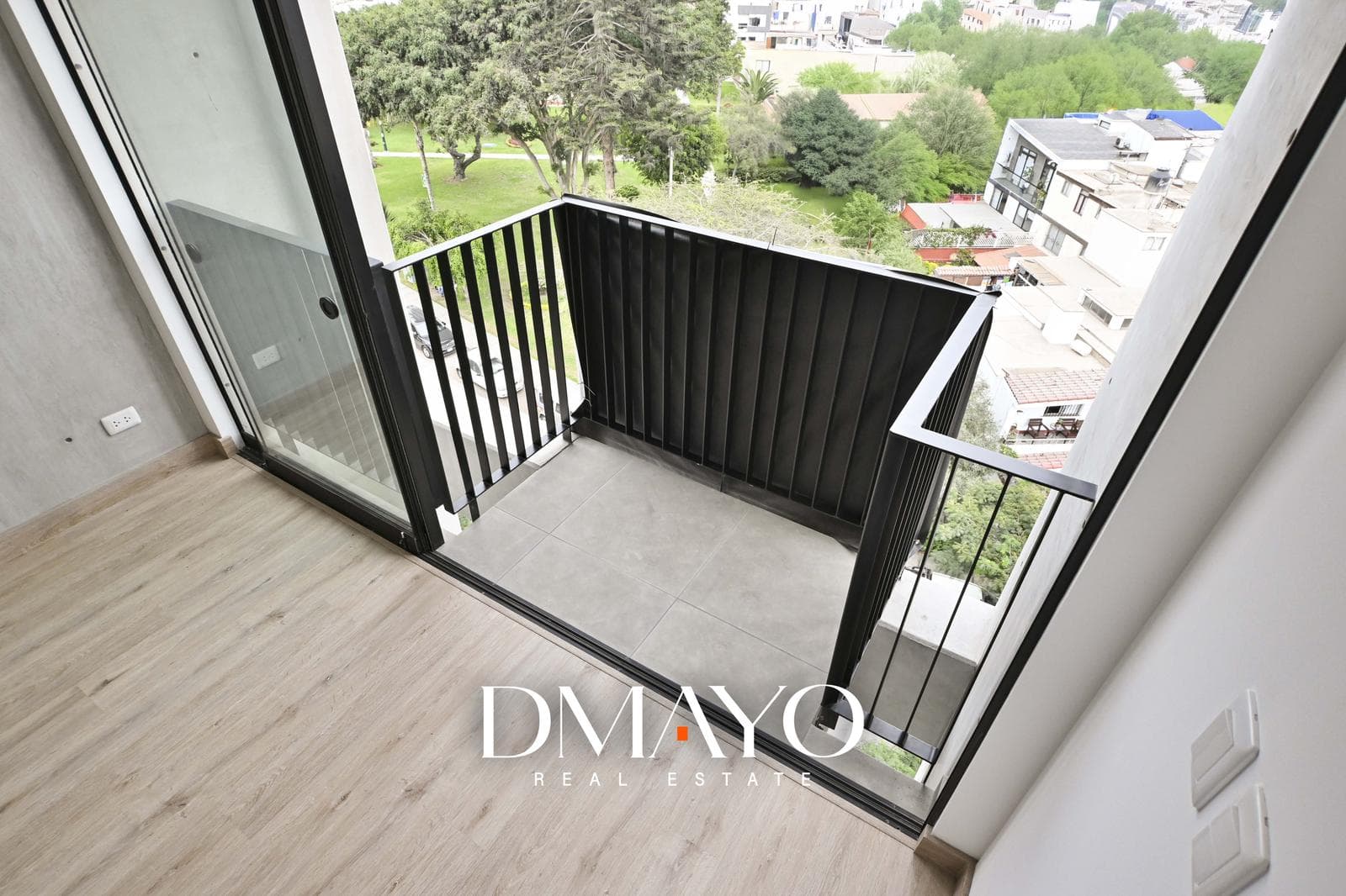 Venta Duplex  3 Habitaciones  Con Cochera y Deposit0  Av. Castilla  Surco frente a Parque — foto 6