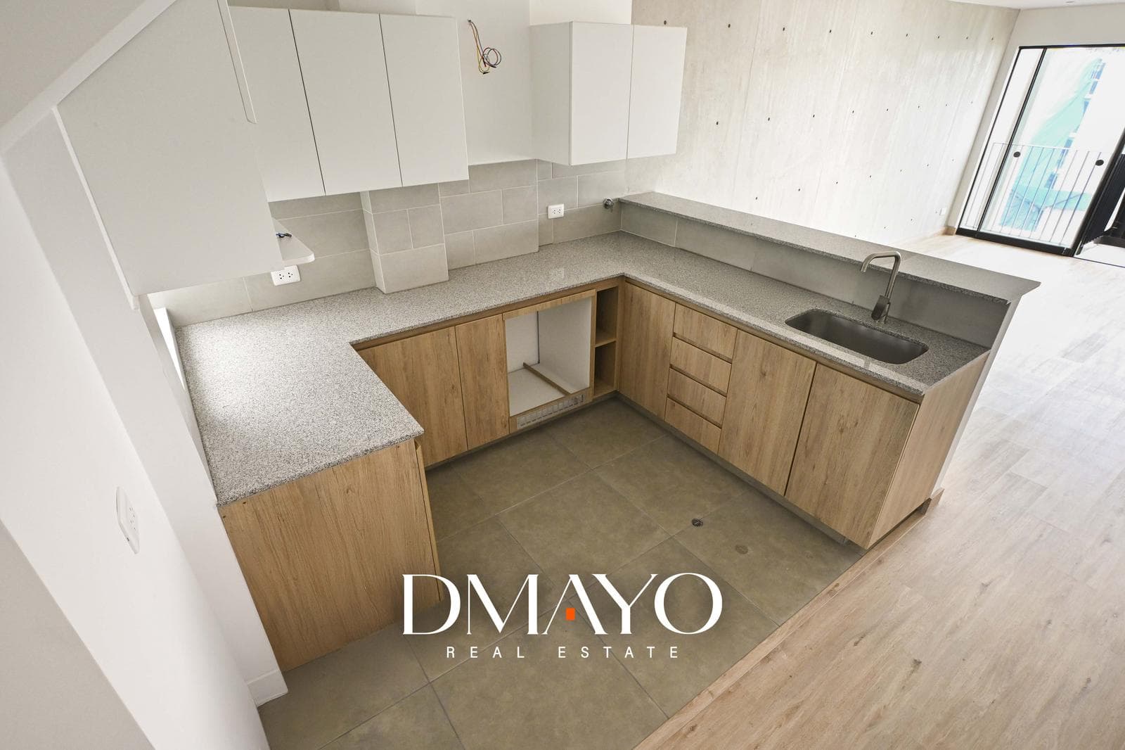 Venta Duplex  3 Habitaciones  Con Cochera y Deposit0  Av. Castilla  Surco frente a Parque — foto 11