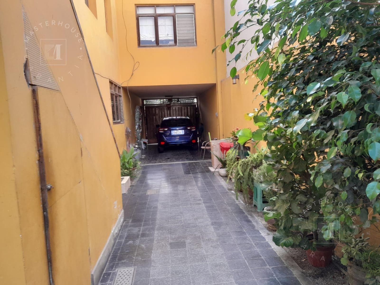 Casa en Urb. La Aurora - Miraflores — foto 11
