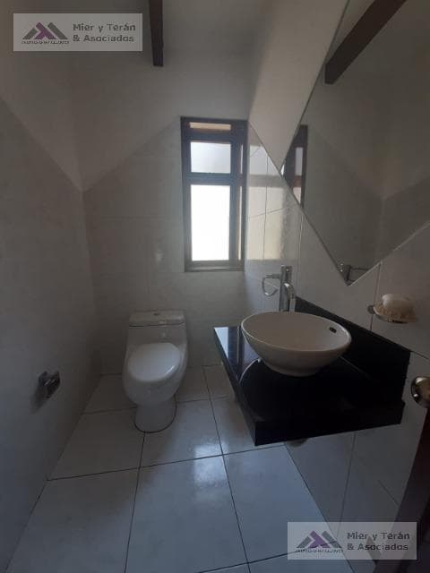 MODERNA CASA EN VENTA EN LA MOLINA — foto 7