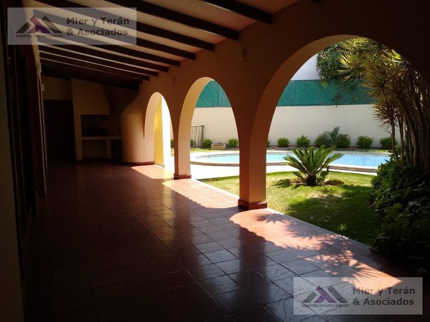 MODERNA CASA EN VENTA EN LA MOLINA — foto 13