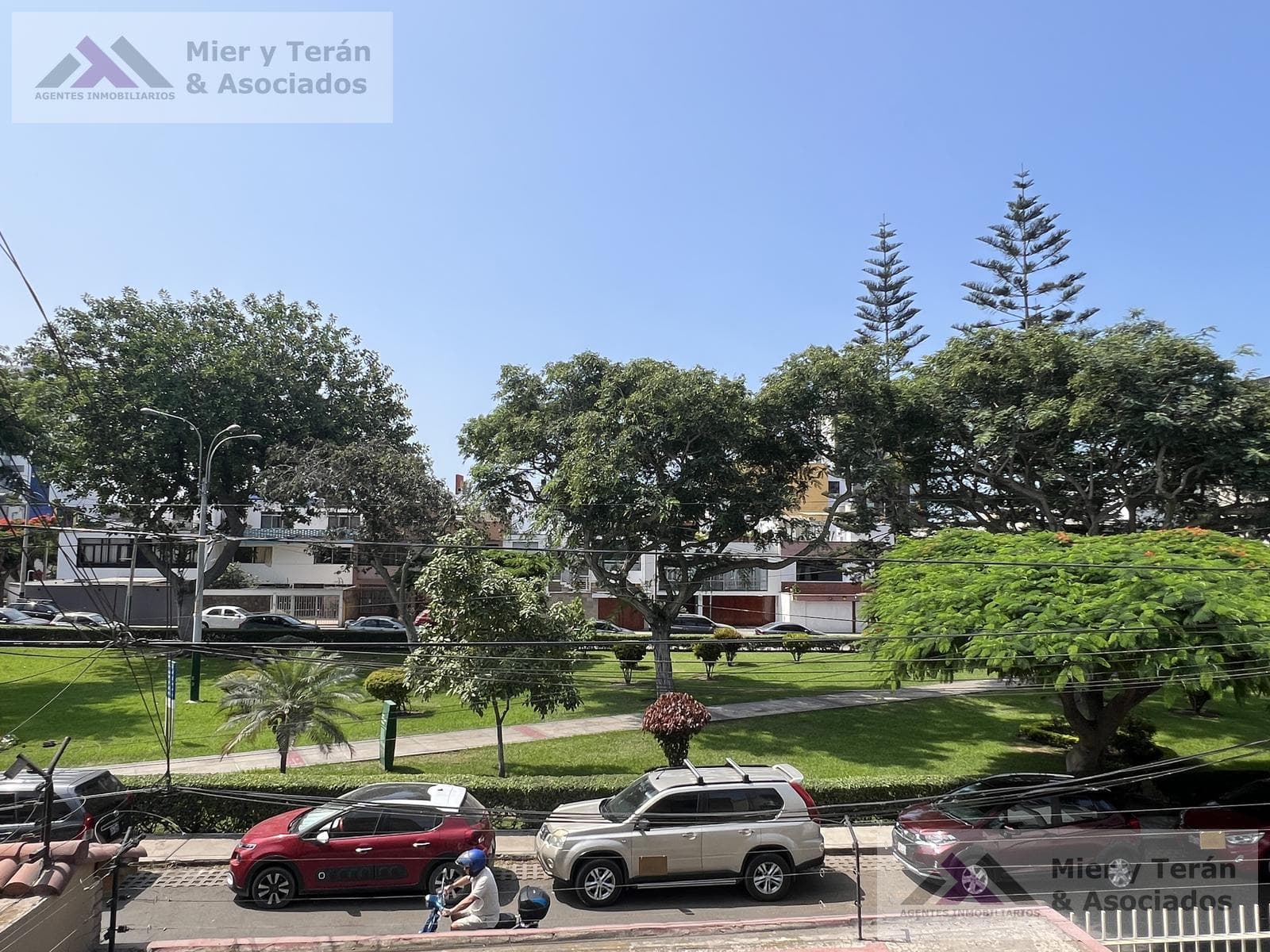 VENTA CASA EN MIRAFLORES FRENTE A PARQUE (609-1122-1) — foto 15