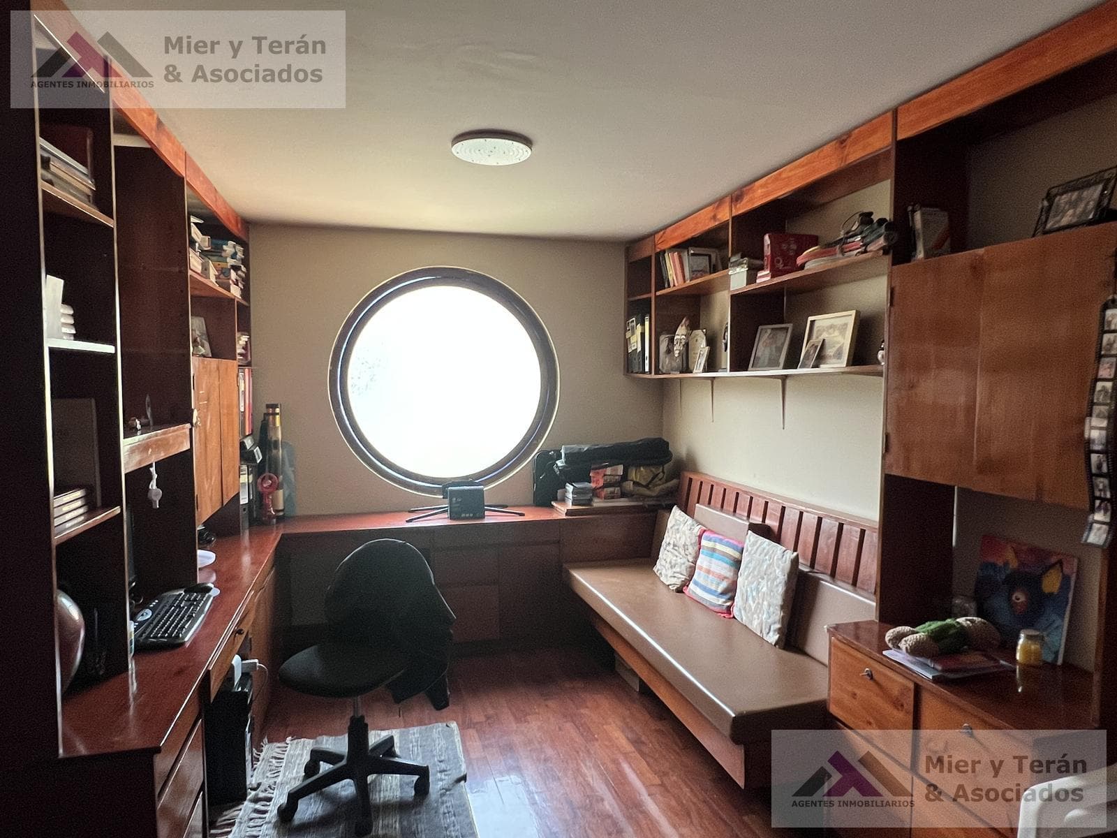 VENTA CASA EN MIRAFLORES FRENTE A PARQUE (609-1122-1) — foto 19