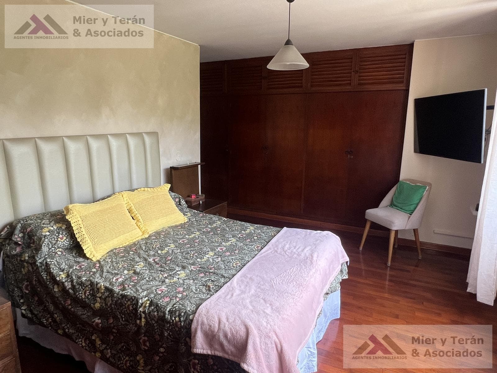 VENTA CASA EN MIRAFLORES FRENTE A PARQUE (609-1122-1) — foto 21