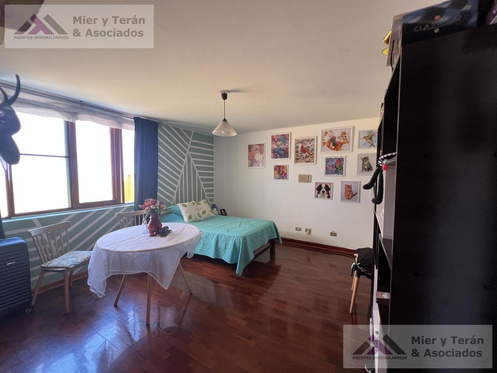VENTA CASA EN MIRAFLORES FRENTE A PARQUE (609-1122-1) — foto 26