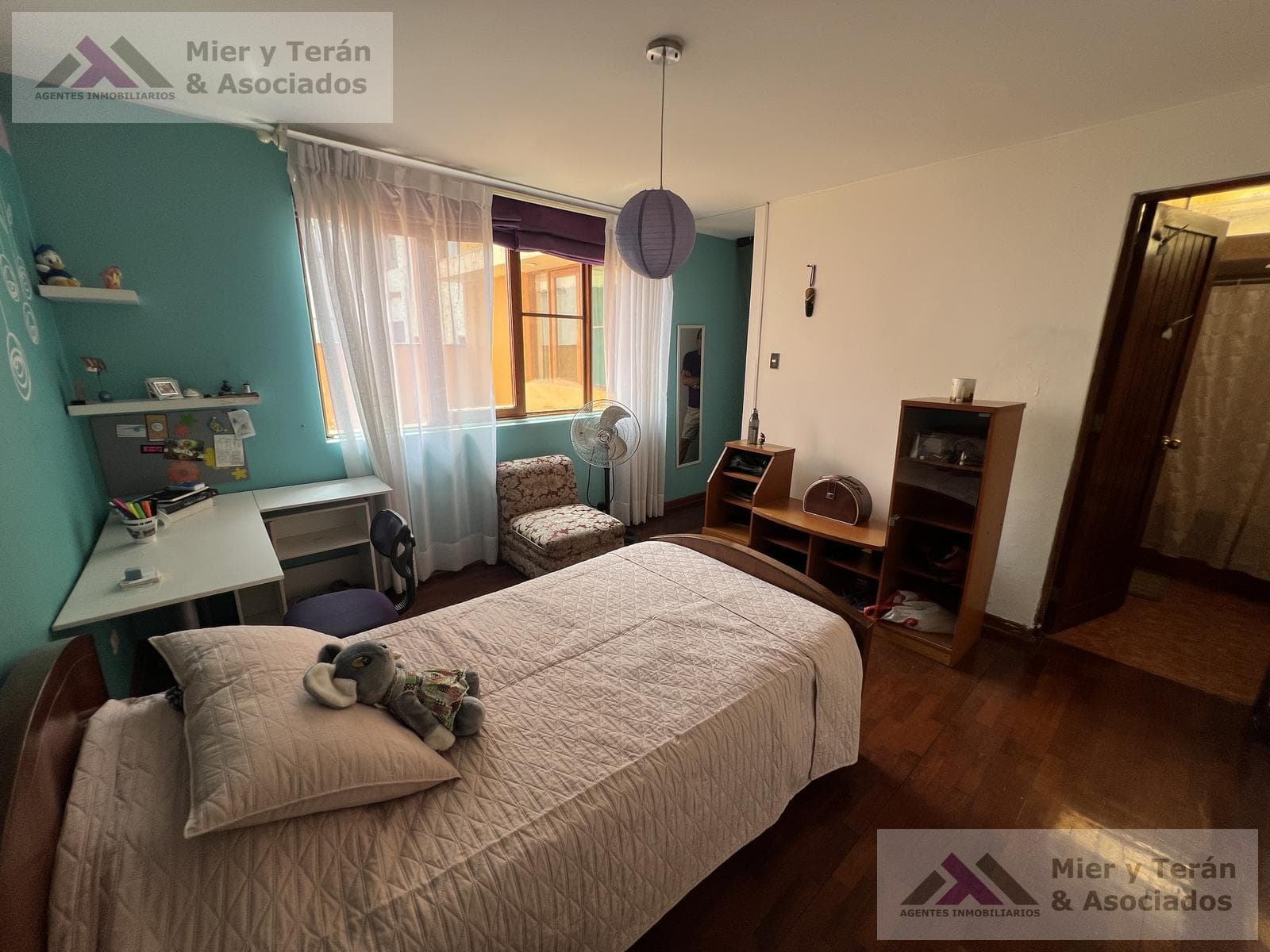 VENTA CASA EN MIRAFLORES FRENTE A PARQUE (609-1122-1) — foto 34
