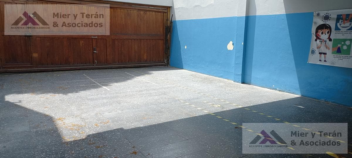 VENTA DE CASA COMO TERRENO CERCA A PARQUES EN SURCO LIMITE MIRAFLORES (609-848-1) — foto 3
