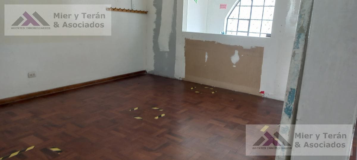 VENTA DE CASA COMO TERRENO CERCA A PARQUES EN SURCO LIMITE MIRAFLORES (609-848-1) — foto 13