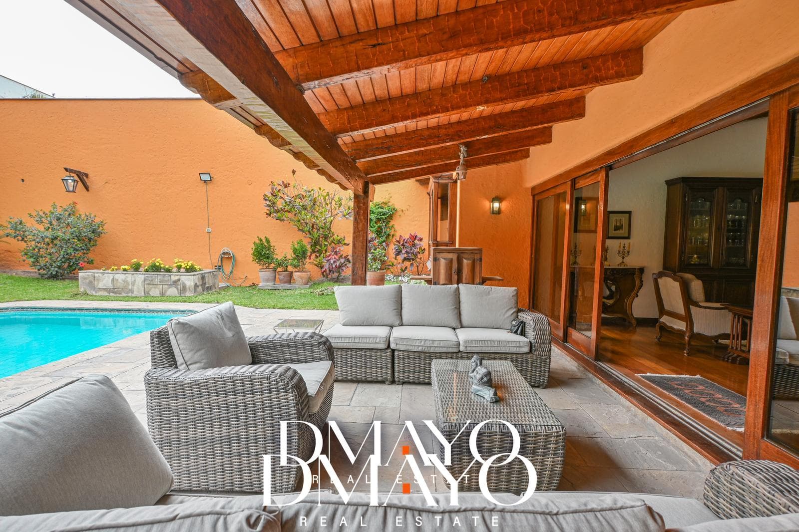 Oportunidad única por tiempo limitado Casa terreno en Chacarilla a tan solo $1,500 el m2 — foto 1