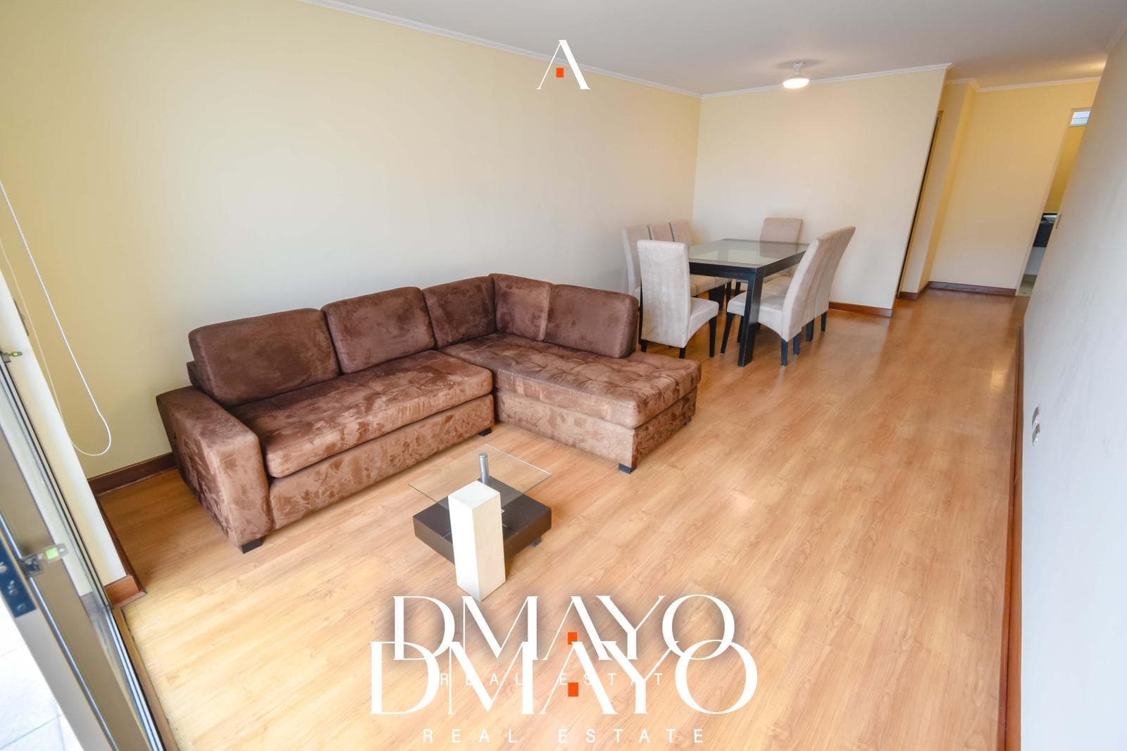 Amplio departamento de 120m2 en venta con 2 dormitorios, sala TV/escritorio y 2 estac. en San Isidro — foto 9