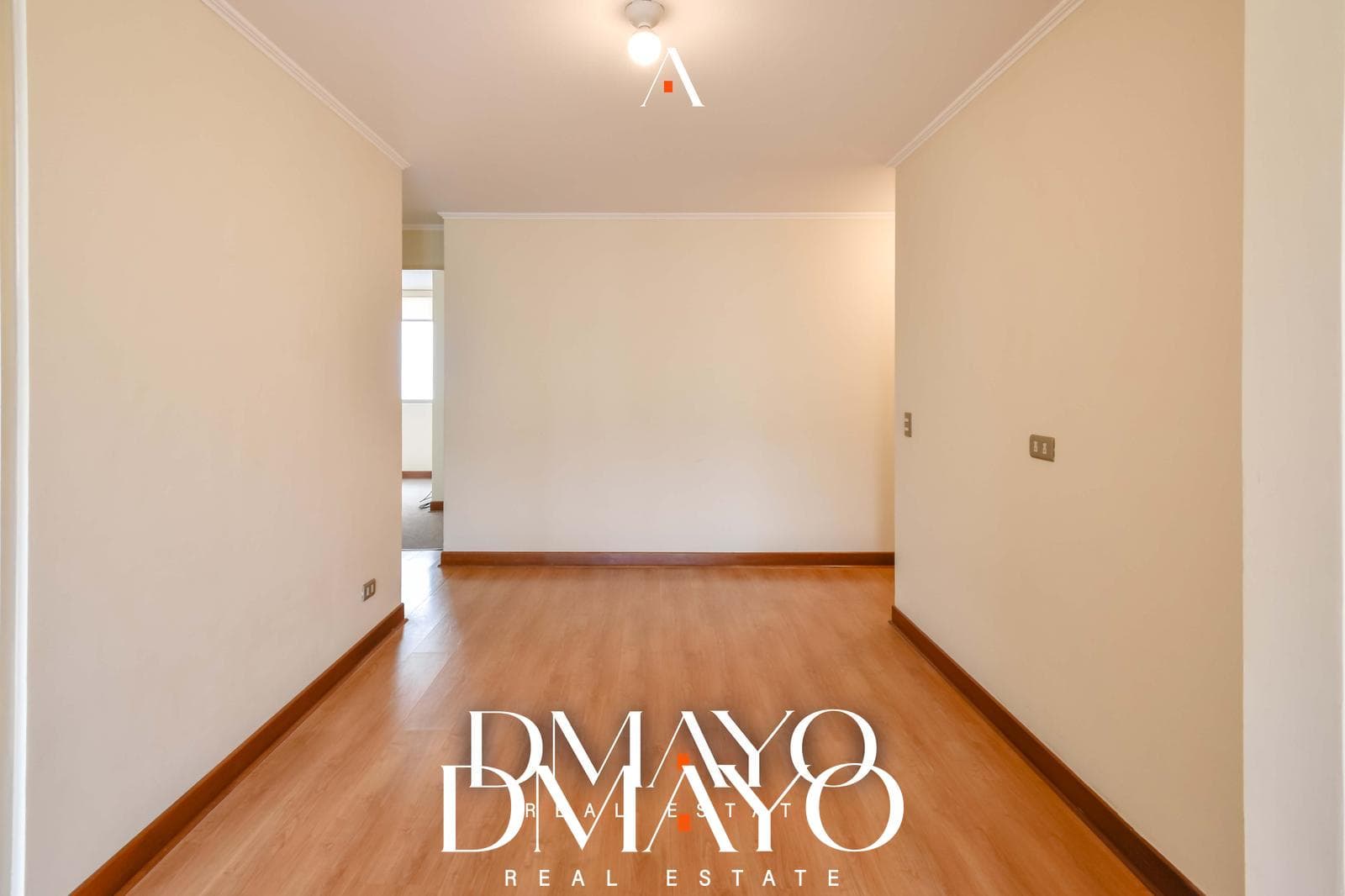 Amplio departamento de 120m2 en venta con 2 dormitorios, sala TV/escritorio y 2 estac. en San Isidro — foto 17