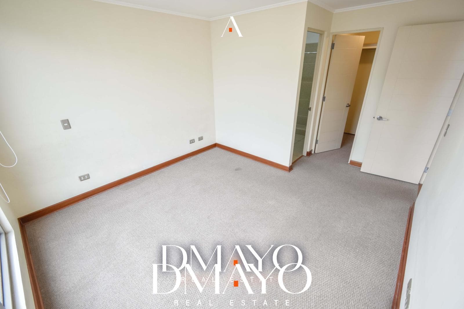 Amplio departamento de 120m2 en venta con 2 dormitorios, sala TV/escritorio y 2 estac. en San Isidro — foto 18