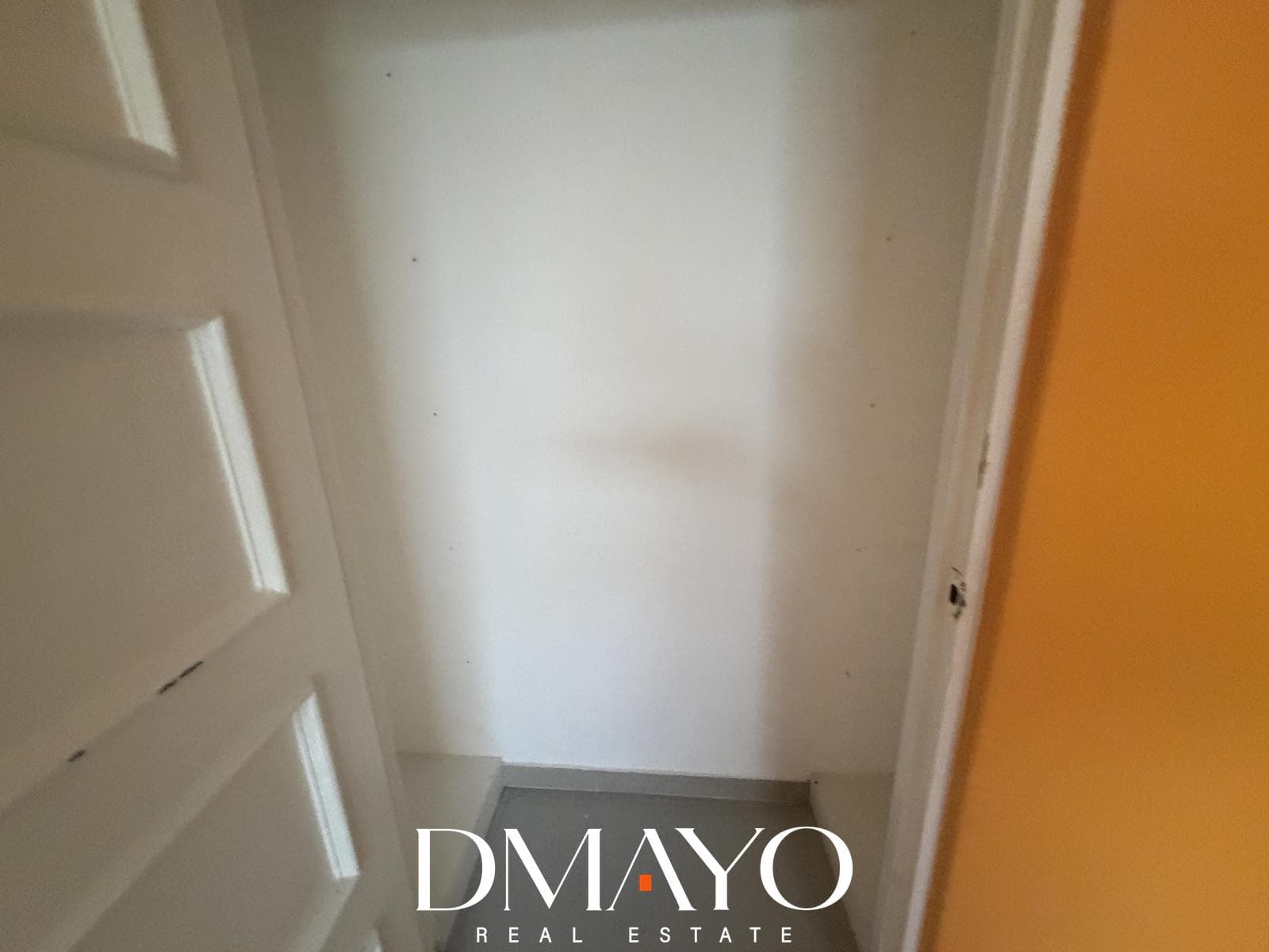 Venta de amplio dpto o Local en San Isidro para remodelar y dejarlo a tu gusto — foto 19