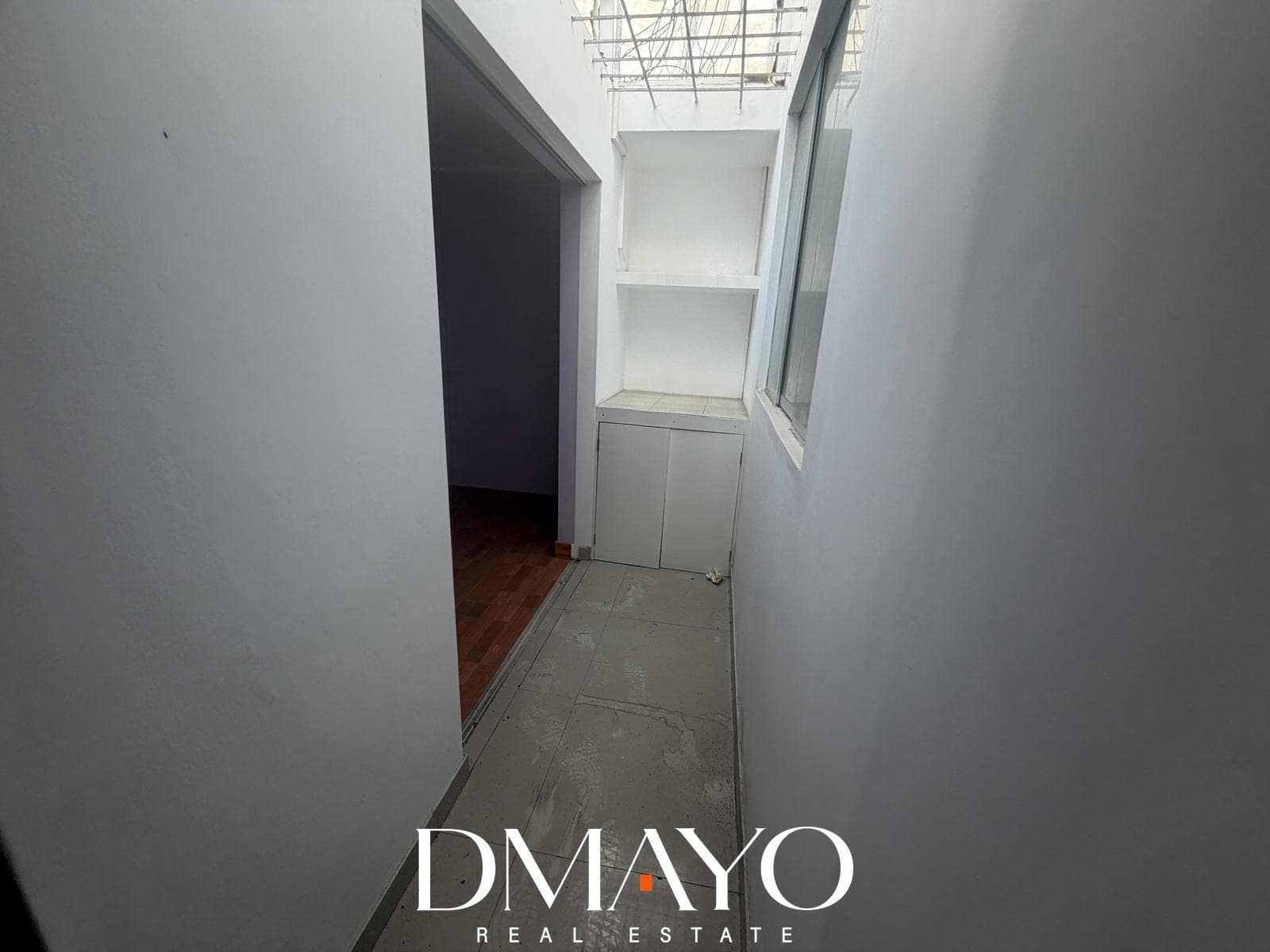 Venta de amplio dpto o Local en San Isidro para remodelar y dejarlo a tu gusto — foto 25
